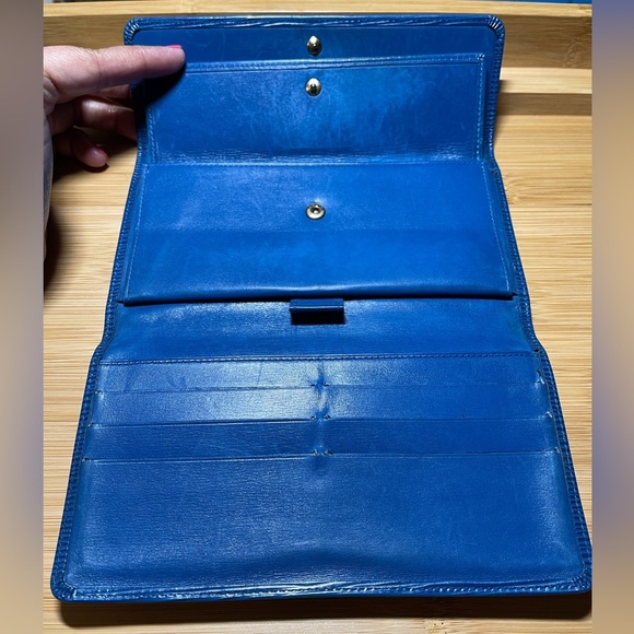 Louis Vuitton Epi International wallet - Picture 6 of 16